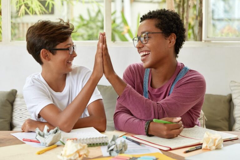 Comment aider un adolescent à mener un projet personnel jusqu’au bout ?